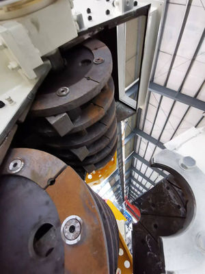 কাস্টমাইজযোগ্য হ্যামার মিল ক্রাশার ≤3 মিমি উপাদান আউটলেট, 320kw শক্তি এবং খনিজ প্রক্রিয়াকরণের জন্য 2 বছরের ওয়ারেন্টি সহ