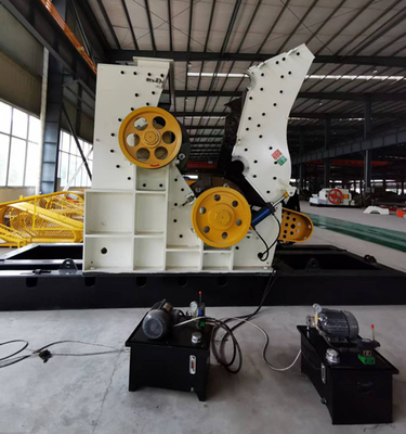 220V / 380V খনিজ প্রক্রিয়াকরণ সরঞ্জাম ডাবল রোলার পেষণকারী হাতুড়ি মিল
