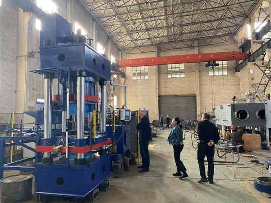 কাস্টম বিল্ডিং 200 T থেকে 1200 T হাইপারফরম্যান্স ইট তৈরির জন্য হাইড্রোলিক প্রেস