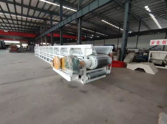 উচ্চ ক্ষমতা কাস্টমাইজড উত্পাদন ক্লে ইট বক্স ফিডার জন্য বেল্ট ফিডিং গতি 5.2m / মিনিট ইট তৈরিতে