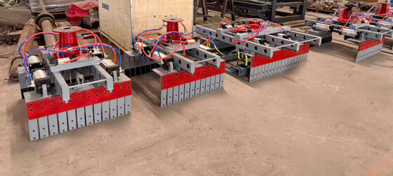 ৫২০ কেজি ওজনের কাস্টম বিল্ডিং ইট স্ট্যাকিং মেশিনের জন্য সম্পূর্ণ স্বয়ংক্রিয় রোবট ফিক্সচার ডিভাইস